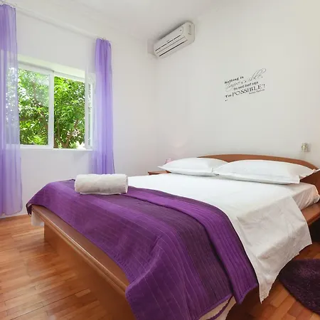 R Apartamento Makarska